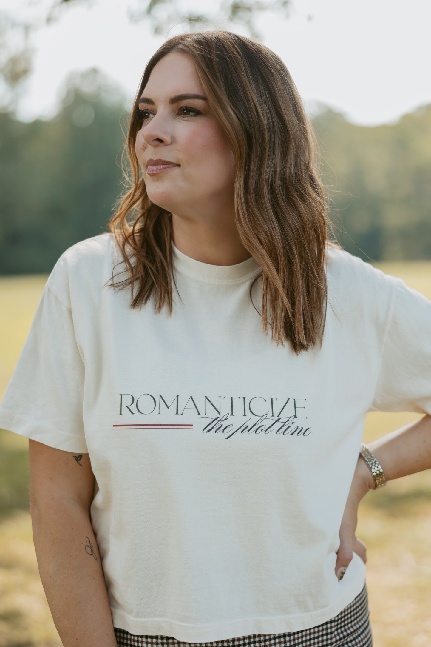"Romanticize The Plot Line" Cropped Tee